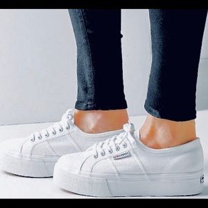White Supergas